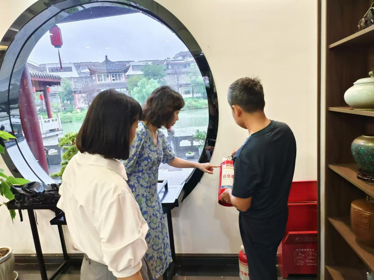 資產(chǎn)運(yùn)營公司開展中秋、國慶節(jié)前安全生產(chǎn)大檢查